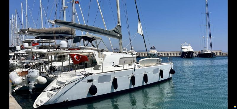 Lagoon 440