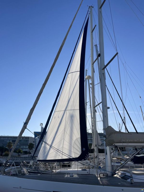 Wauquiez Pilot Saloon 48