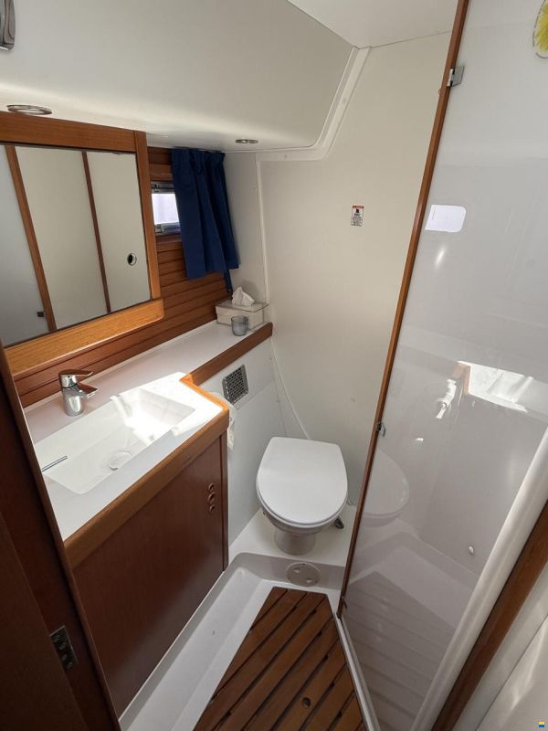 Wauquiez Pilot Saloon 48