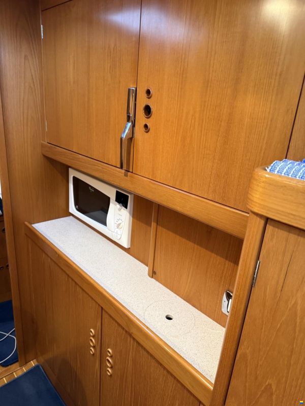 Wauquiez Pilot Saloon 48