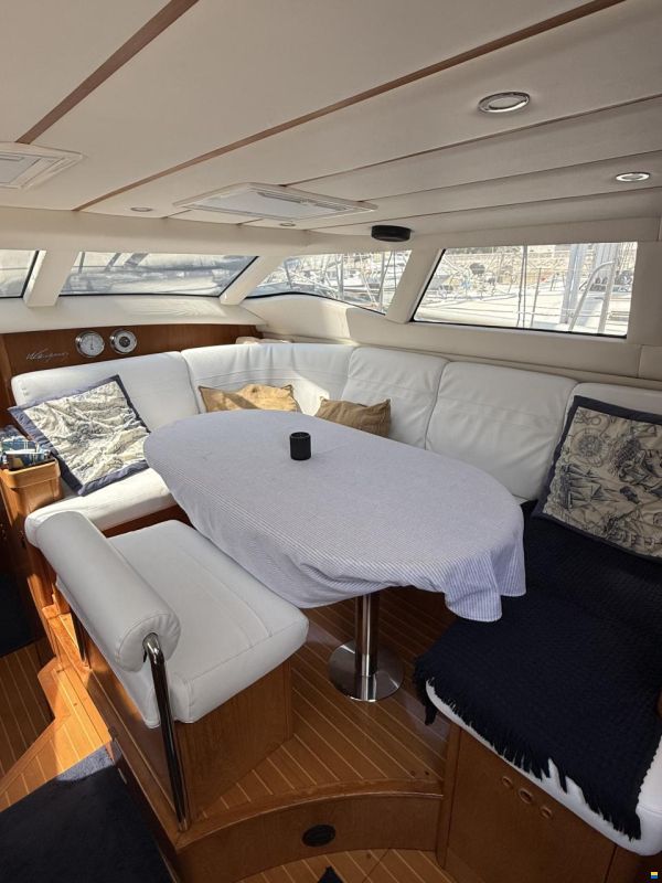 Wauquiez Pilot Saloon 48