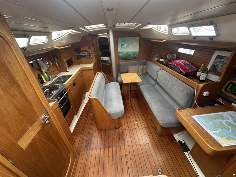 Beneteau Oceanis 390