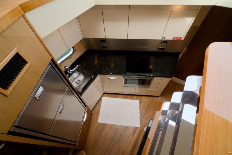 Sunseeker Manhattan 63
