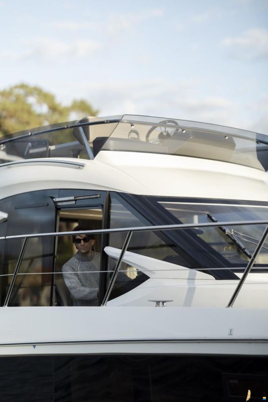 Galeon 360 Fly