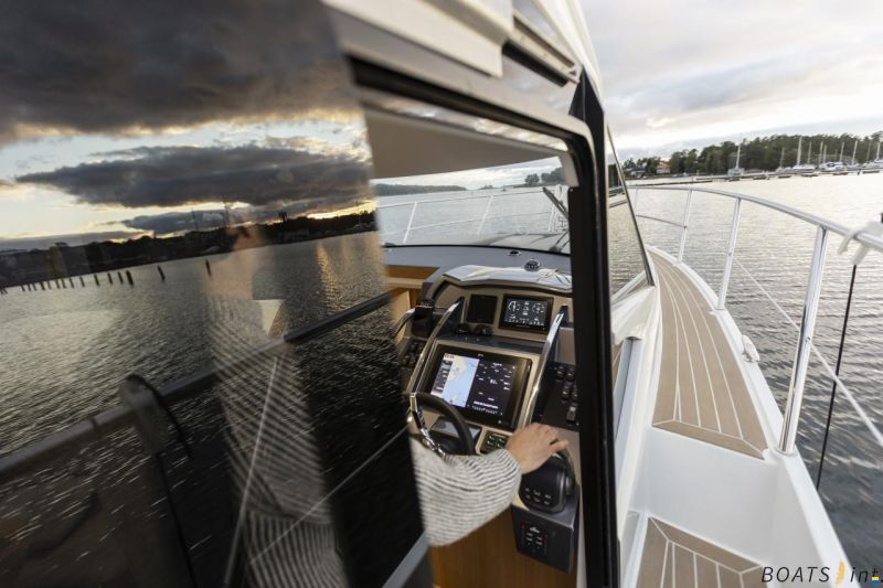 Galeon 360 Fly