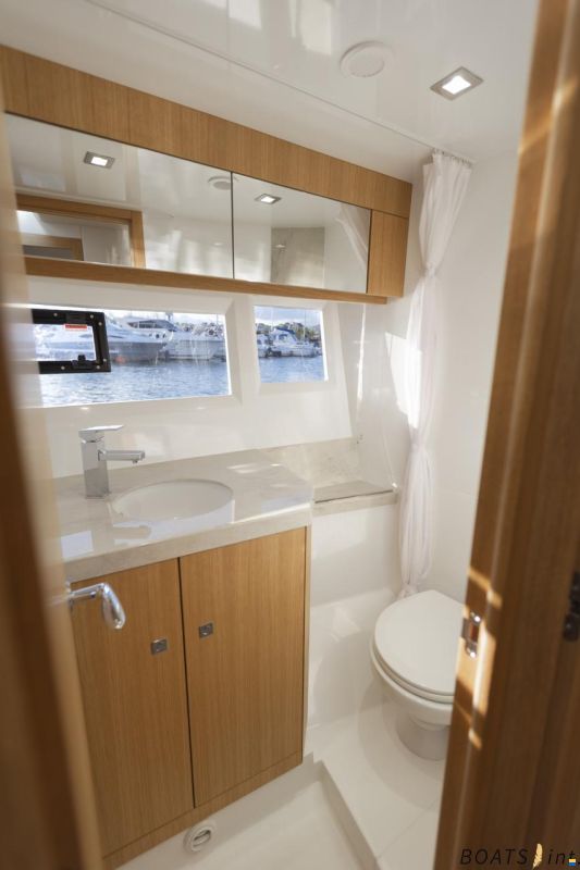 Galeon 360 Fly