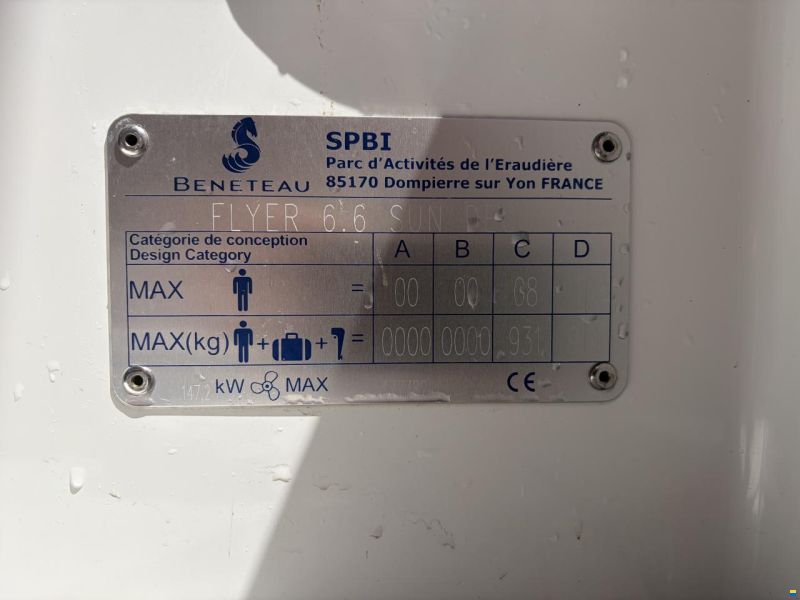 Beneteau Flyer 6.6 Sundeck