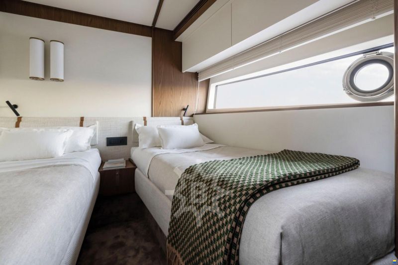 Azimut 72 Fly MY 2024
