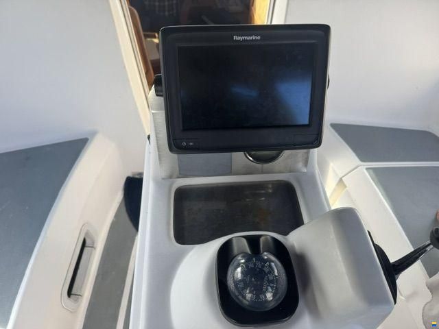 Hunter 290