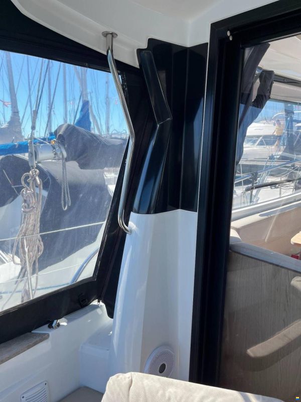 Beneteau Antares 8.80 - 250 Hp Mercury