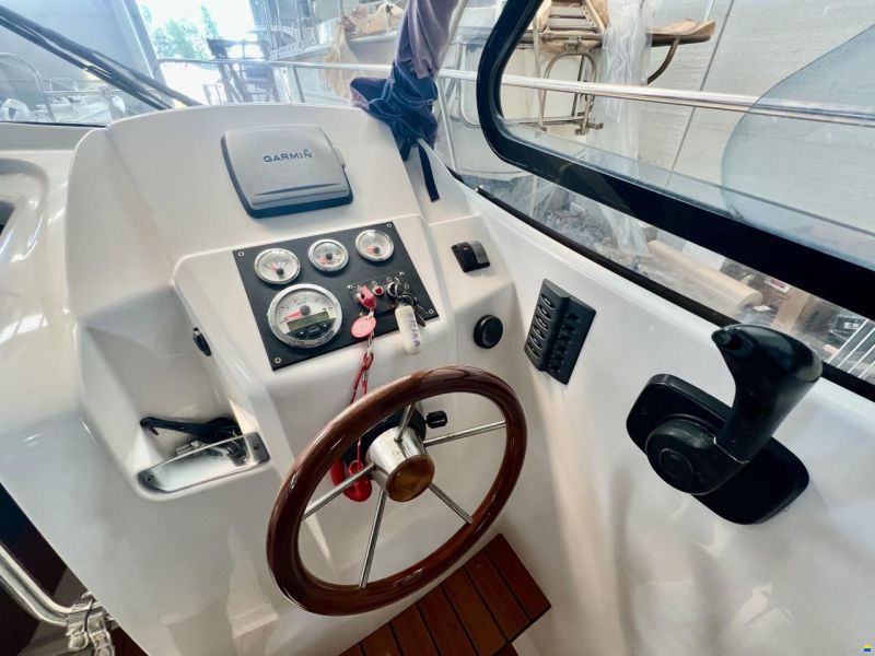 Beneteau Antares 7