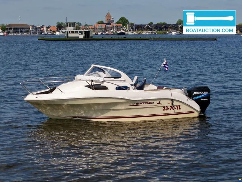 Quicksilver 540 Cabin