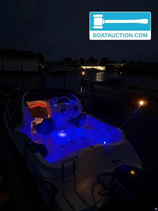 Quicksilver 540 Cabin