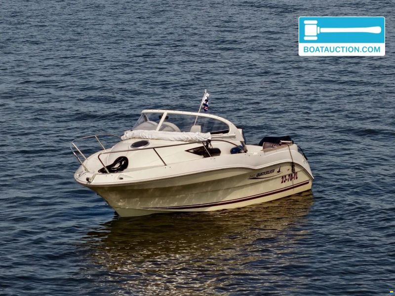 Quicksilver 540 Cabin