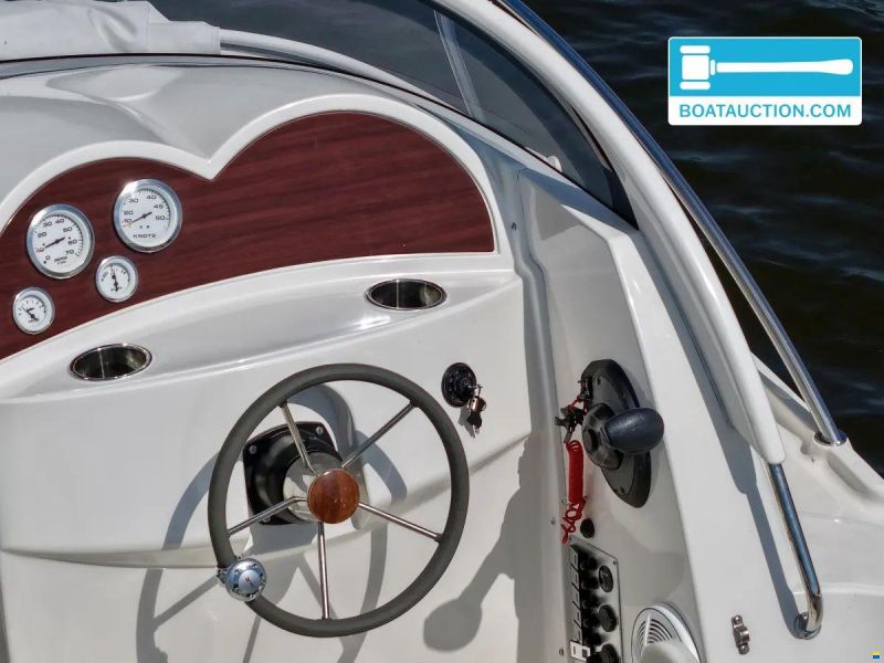 Quicksilver 540 Cabin