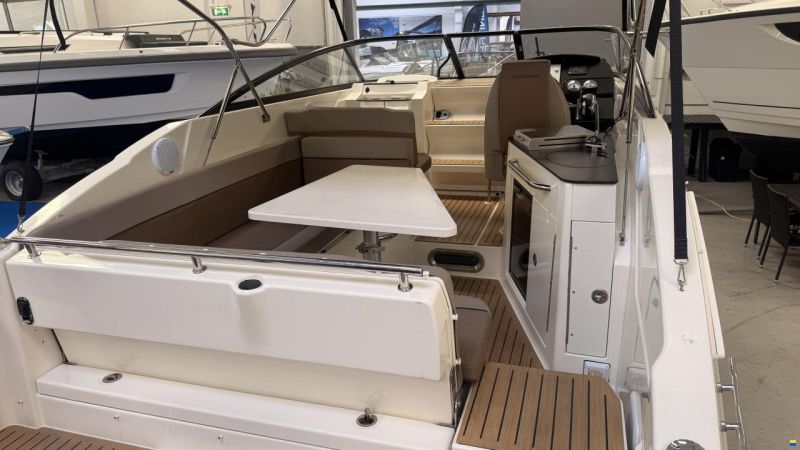 Quicksilver Activ 805 Cruiser