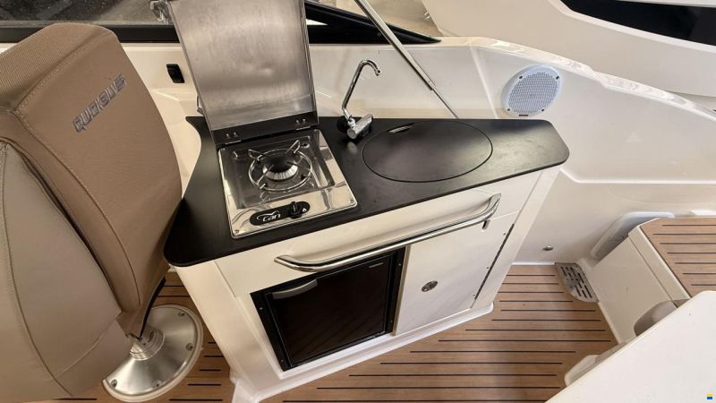 Quicksilver Activ 805 Cruiser
