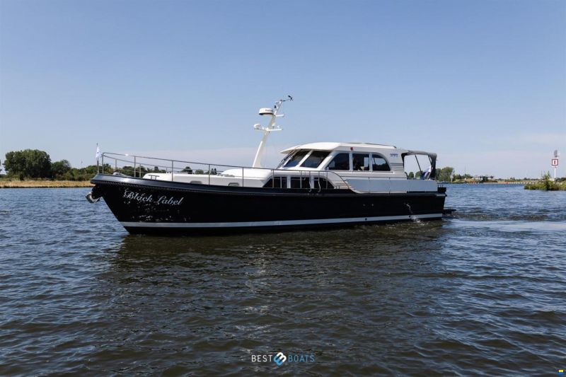 Linssen Grand Sturdy 470 Sedan Wheelhouse