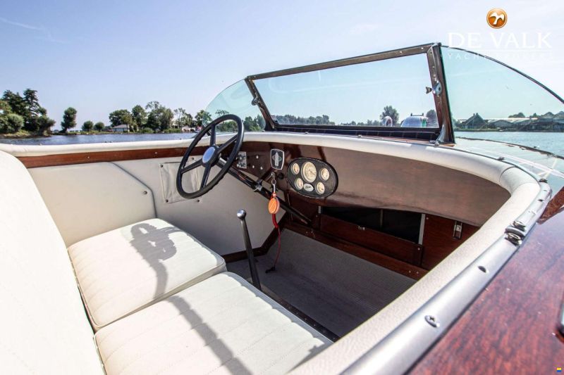 Hacker-Craft Triple Cockpit Runabout