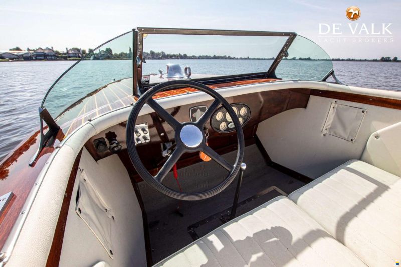 Hacker-Craft Triple Cockpit Runabout