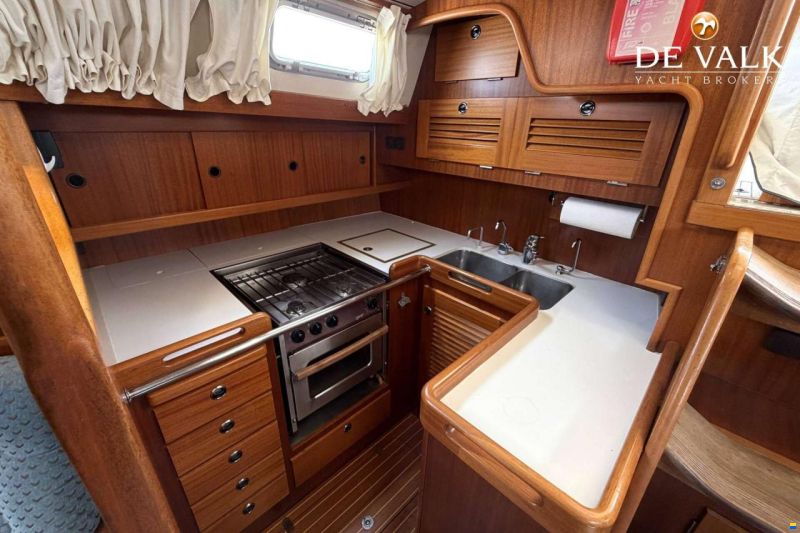Hallberg-Rassy 46