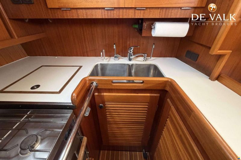 Hallberg-Rassy 46