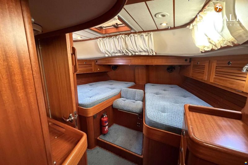 Hallberg-Rassy 46