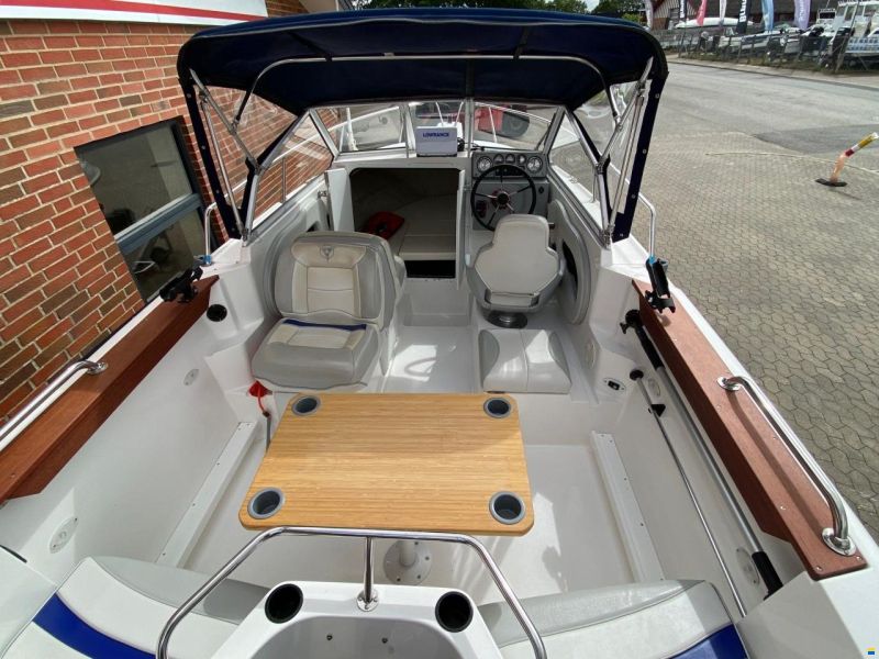 Campion 542 Explorer m/Yamaha F115 hk og Variant