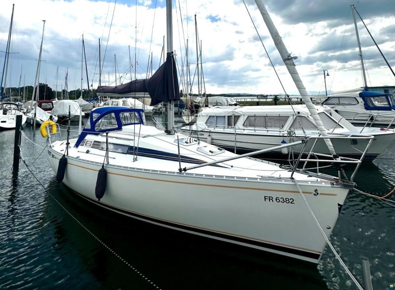 Beneteau First 285