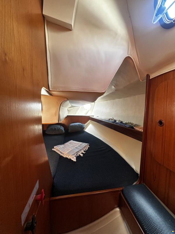 Beneteau First 285