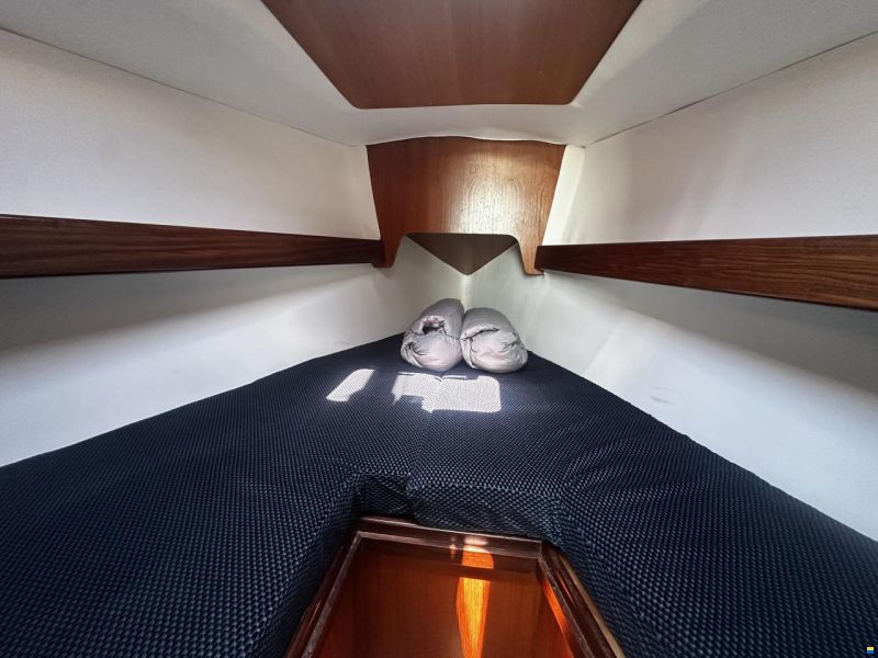 Beneteau First 285