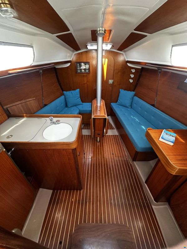 Beneteau First 285