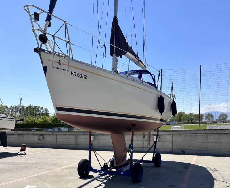 Beneteau First 285
