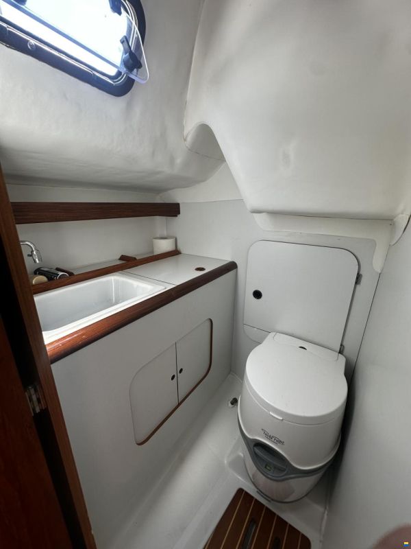 Beneteau First 285