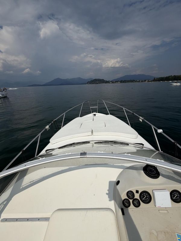 Sealine 270 Senator