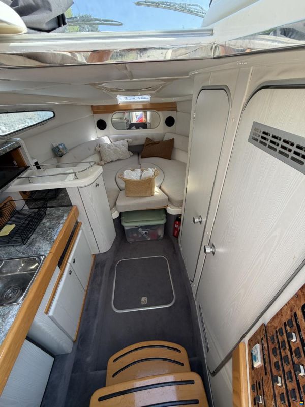 Sealine 270 Senator