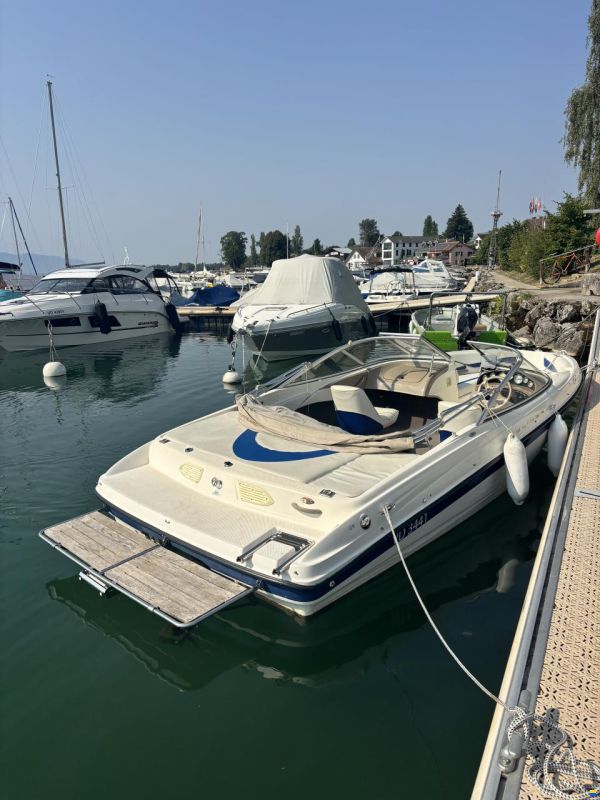 Bayliner 205