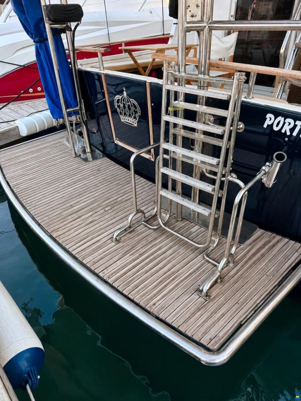 Beneteau Swift Trawler 42