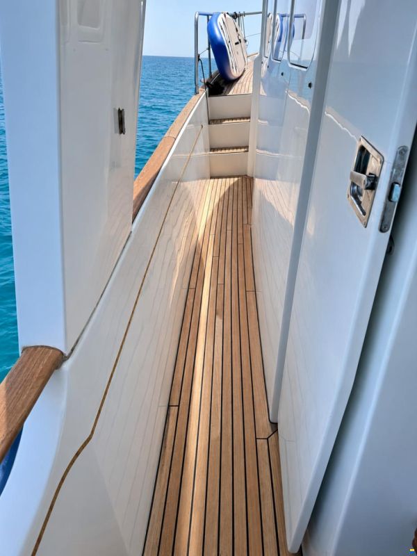 Beneteau Swift Trawler 42