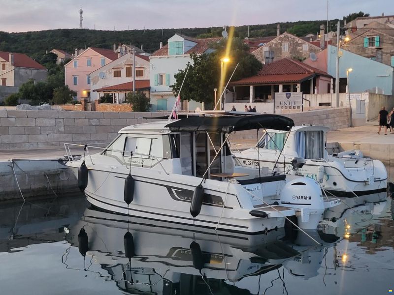 Jeanneau Merry Fisher 795