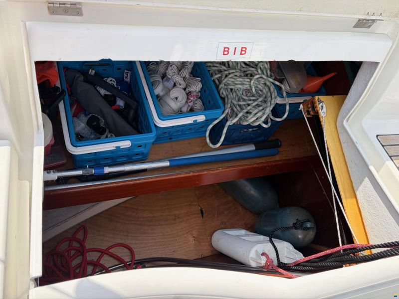 Beneteau Oceanis 331 10,40 x 3,5 x 1,65