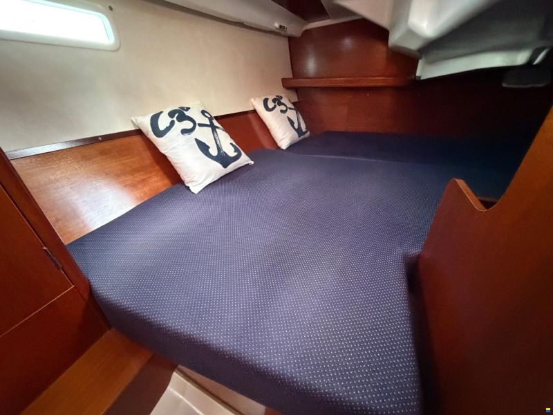 Beneteau Oceanis 331 10,40 x 3,5 x 1,65