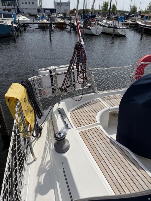 Beneteau Oceanis 331 10,40 x 3,5 x 1,65