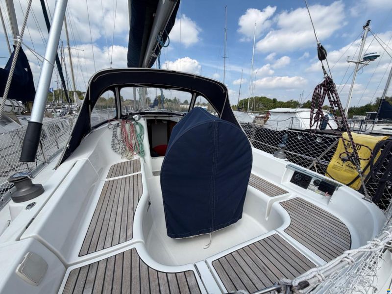 Beneteau Oceanis 331 10,40 x 3,5 x 1,65