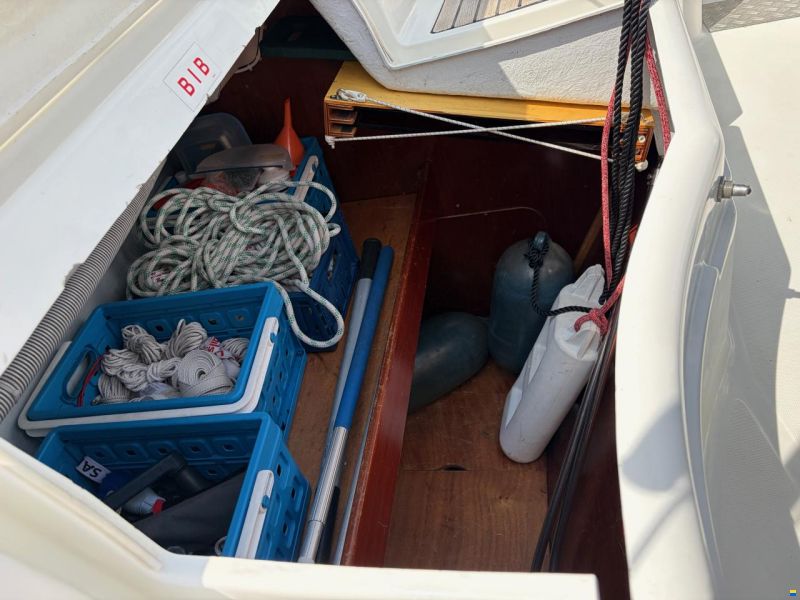 Beneteau Oceanis 331 10,40 x 3,5 x 1,65