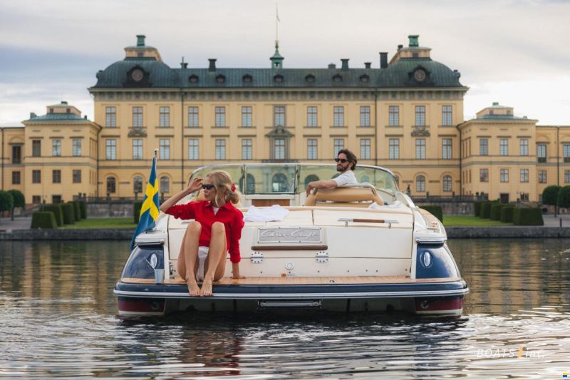 Chris Craft 28 Corsair