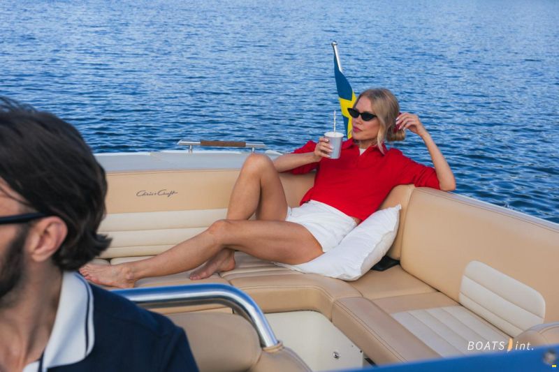Chris Craft 28 Corsair