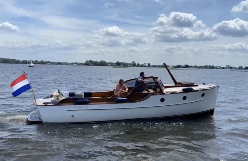 Rapsody 29 ft OC Gold Line