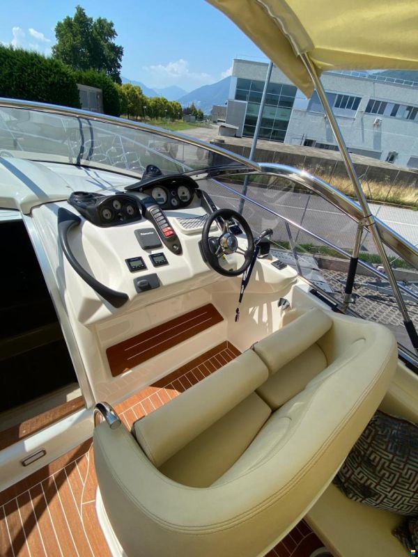 Cranchi Endurance 33