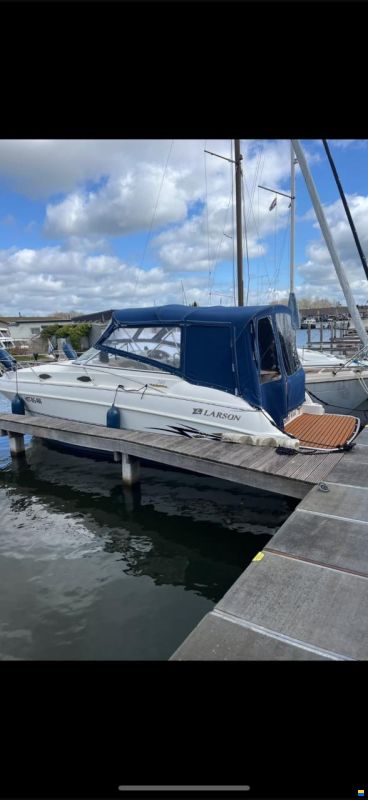 Larson Cabrio 244